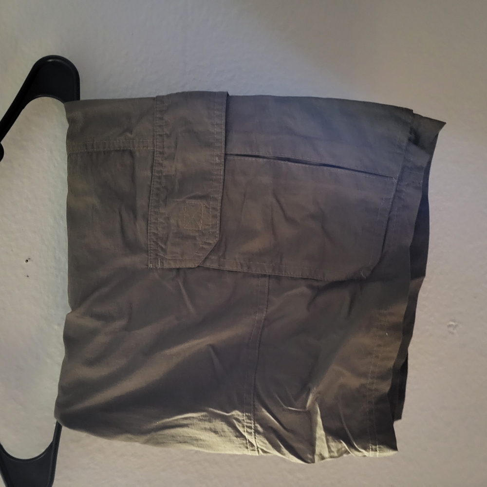 Men's Gray Cargo Shorts